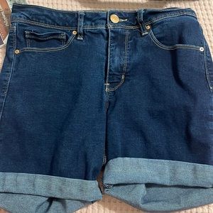 Long shorts size 8